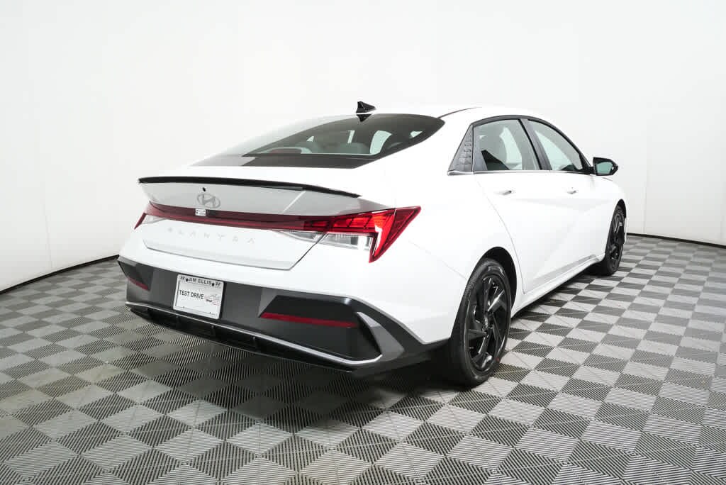 New 2026 Hyundai Elantra SEL Sport Premium Sedan