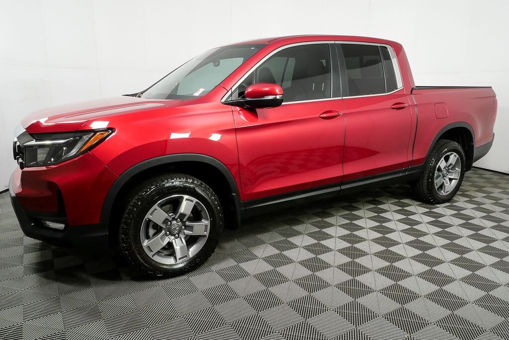Used 2025 Honda Ridgeline RTL Truck