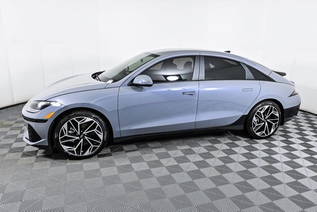 2025 Hyundai Ioniq 6 SEL photo 4