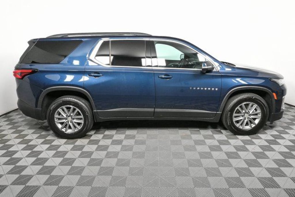 Used 2023 Chevrolet Traverse LT 1LT SUV
