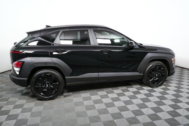 2026 Hyundai Kona SEL photo 2