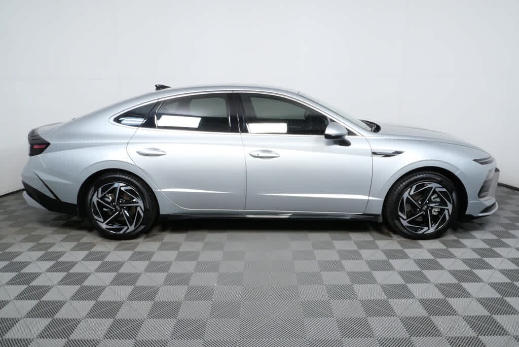 New 2026 Hyundai Sonata SEL Sport Sedan