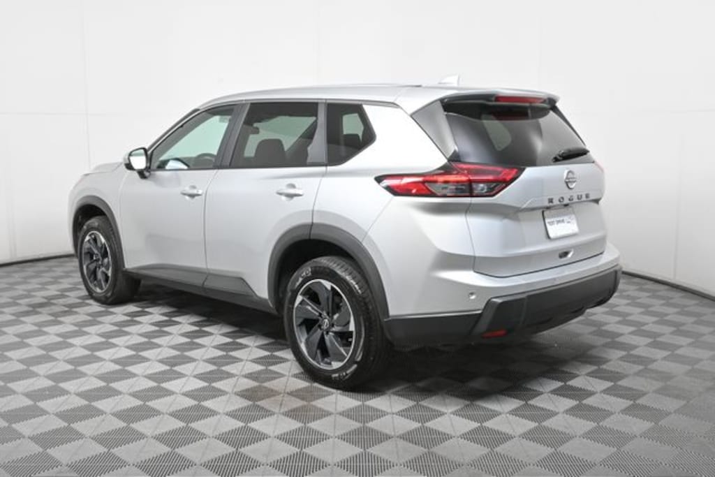 Used 2025 Nissan Rogue SV SUV