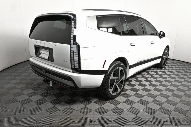 2026 Hyundai Ioniq photo 3