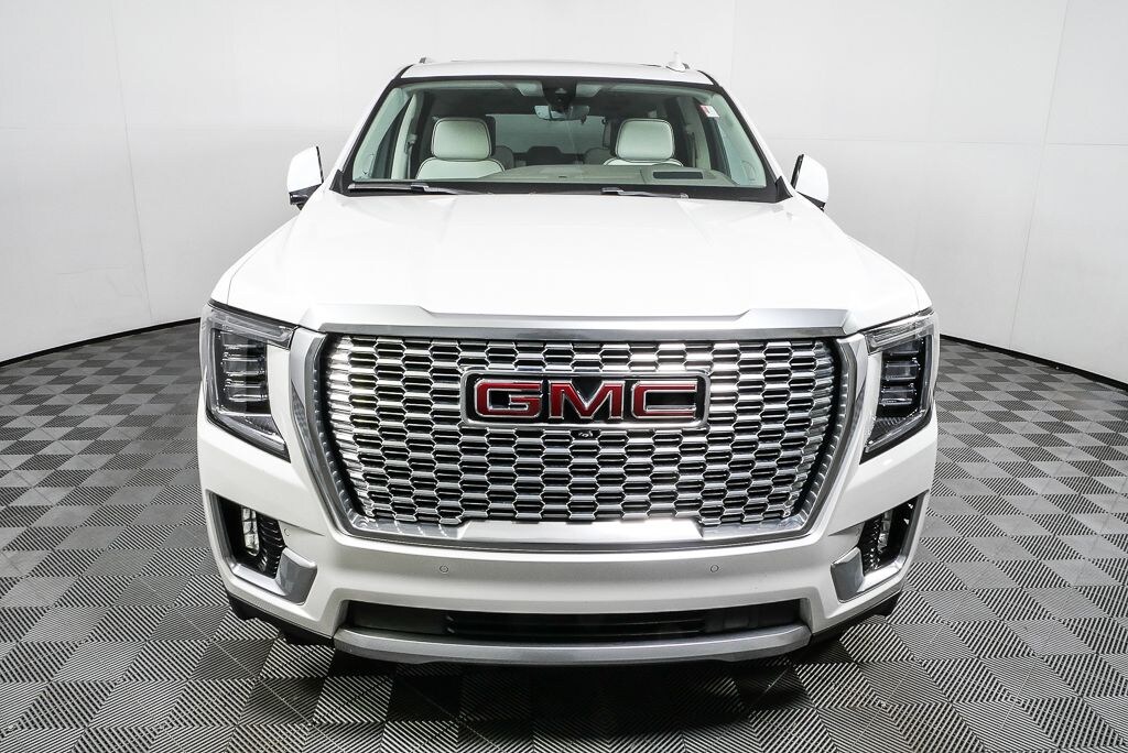 Used 2021 GMC Yukon Denali w/Ultimate Package SUV