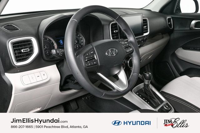 2022 Hyundai Venue SEL Limited photo 4