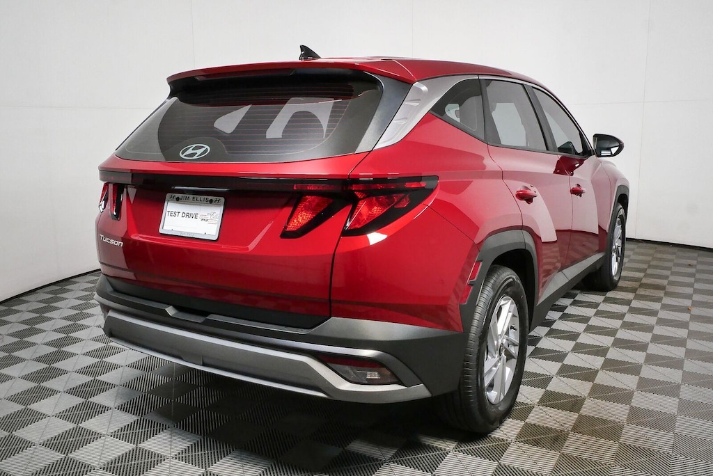 New 2026 Hyundai Tucson SE SUV