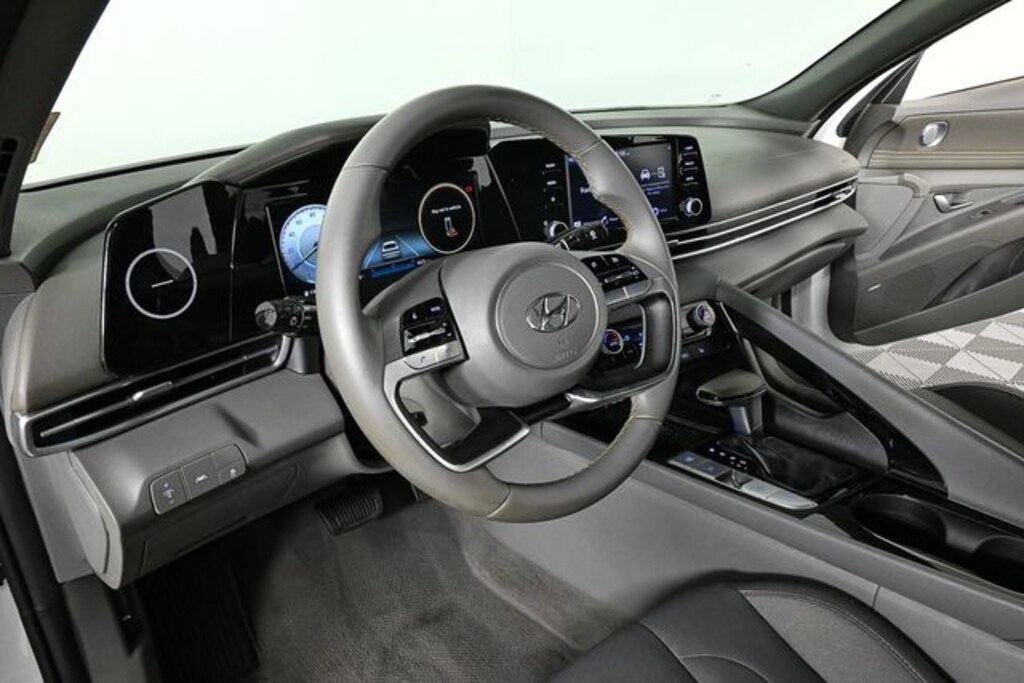 Used 2021 Hyundai Elantra SEL Sedan