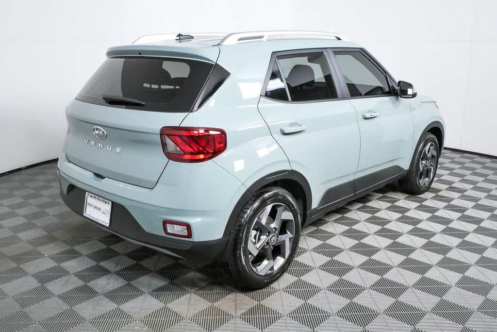 New 2026 Hyundai Venue SEL SUV