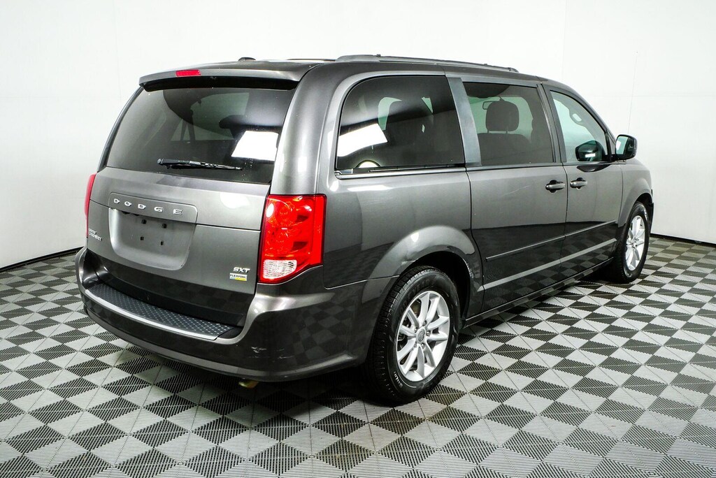 Used 2016 Dodge Grand Caravan SXT Van