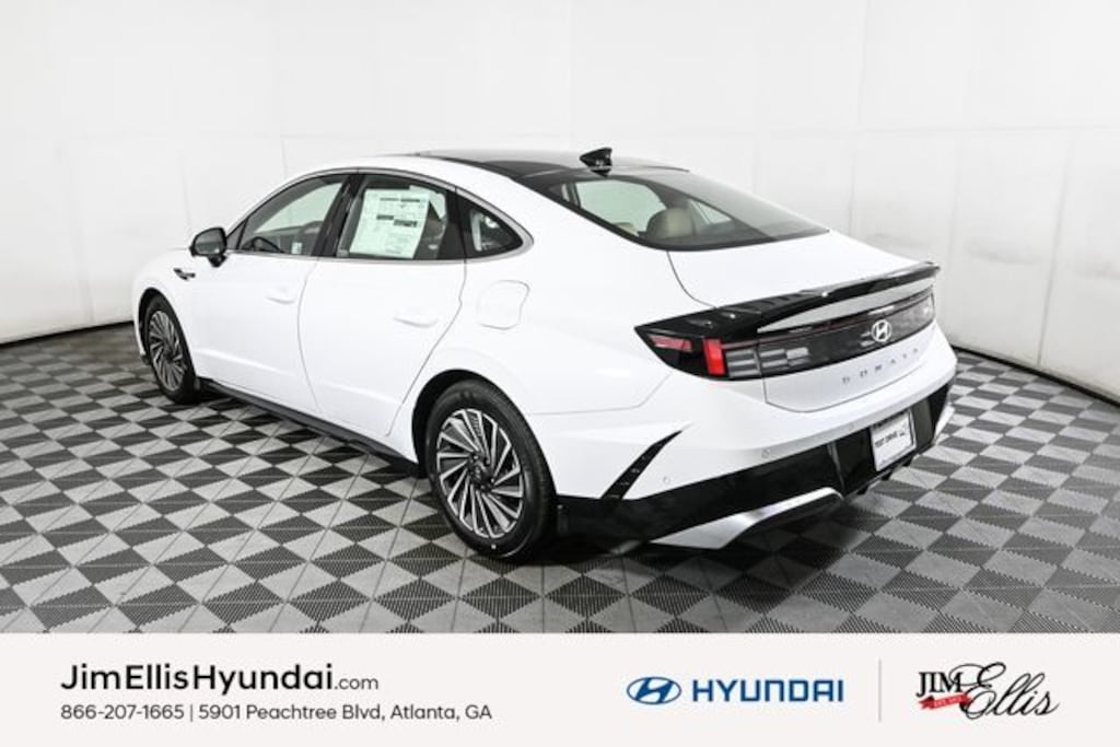 Certified 2025 Hyundai Sonata Hybrid Limited Sedan