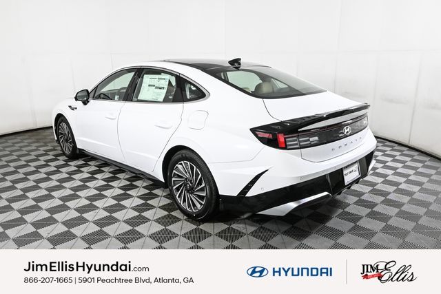2025 Hyundai Sonata Hybrid Limited photo 3