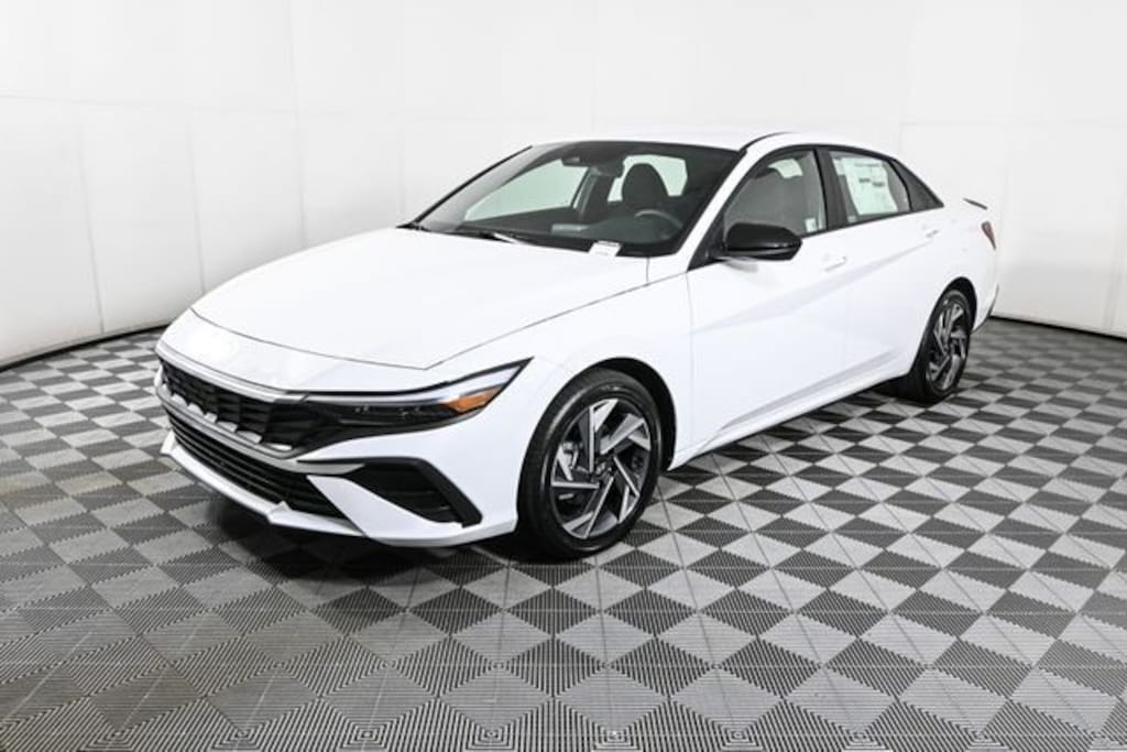 New 2025 Hyundai Elantra Hybrid SEL Sport Sedan