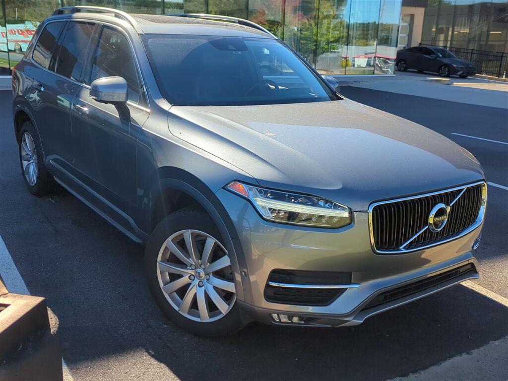Used 2018 Volvo XC90 Momentum SUV