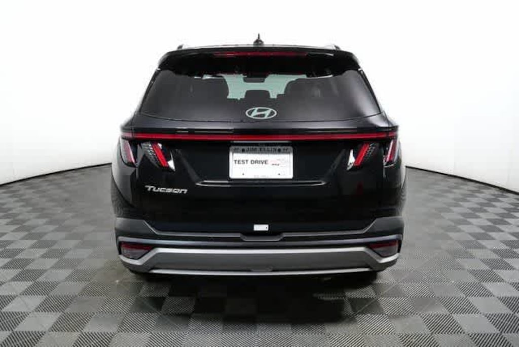 New 2026 Hyundai Tucson Limited FWD