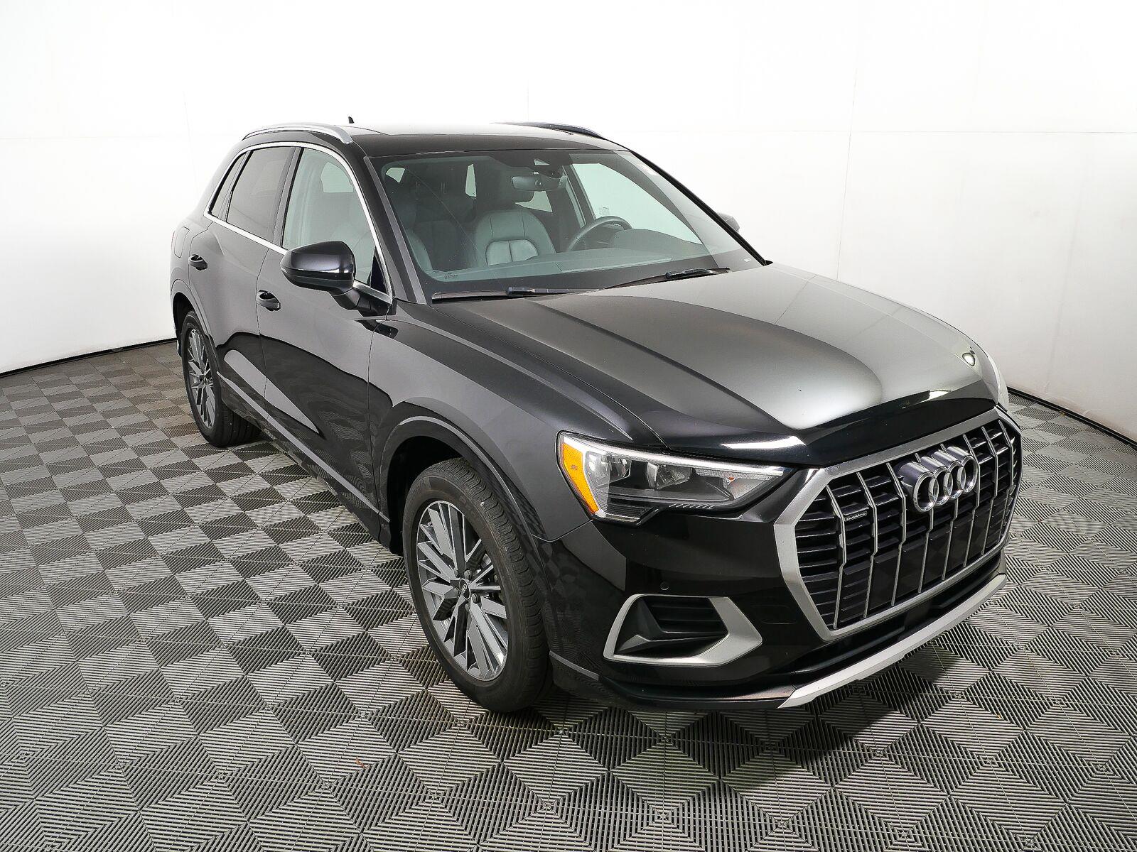2022 Audi Q3