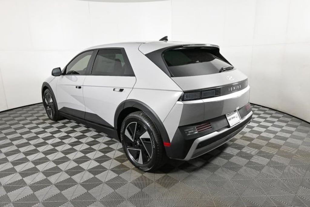 New 2026 Hyundai IONIQ 5 SEL SUV