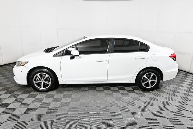 2015 Honda Civic SE photo 2