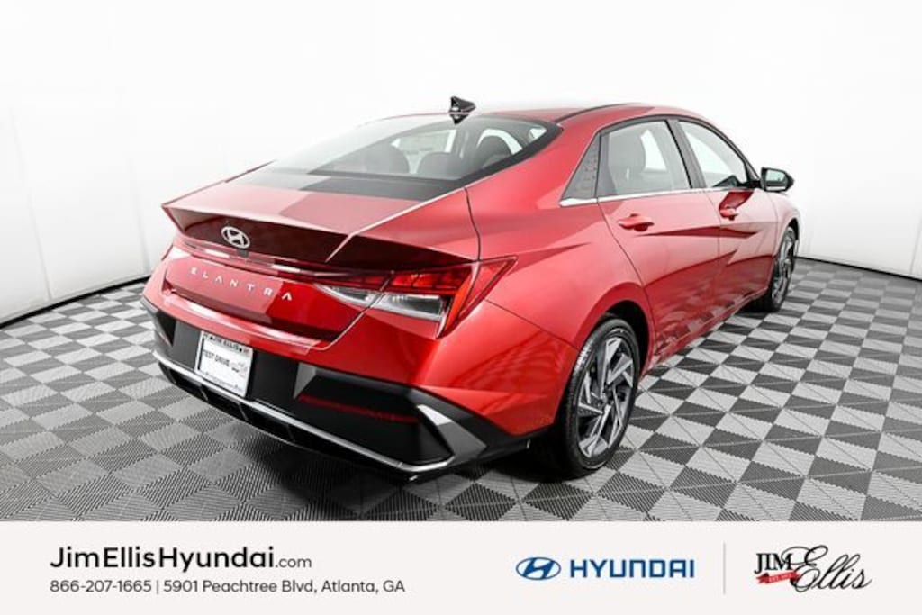 Certified 2025 Hyundai Elantra SEL Convenience Sedan