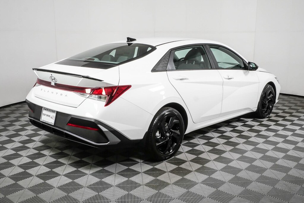 New 2026 Hyundai Elantra SEL Sport Sedan