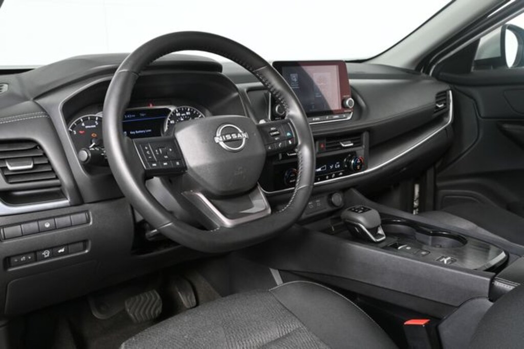 Used 2025 Nissan Rogue SV SUV