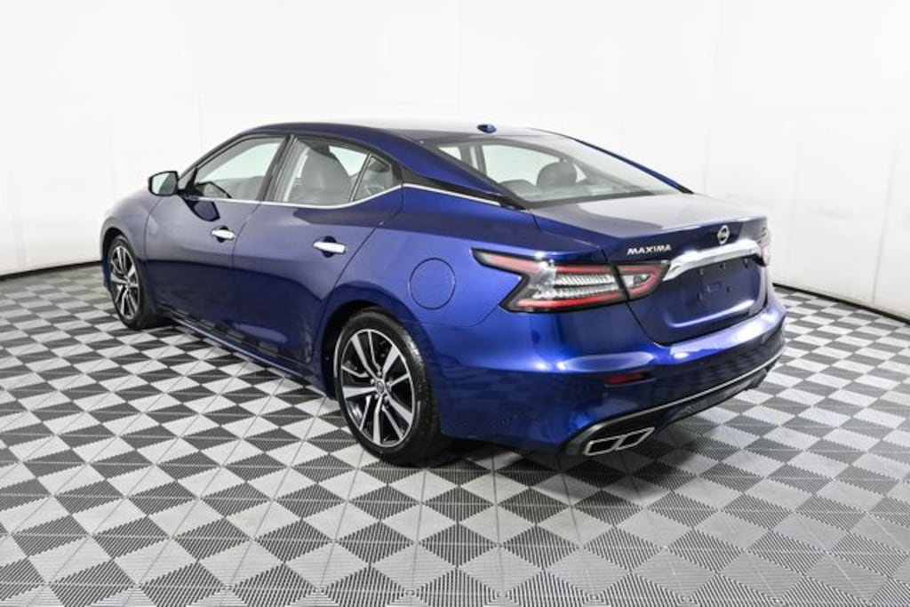 Used 2023 Nissan Maxima SV Sedan