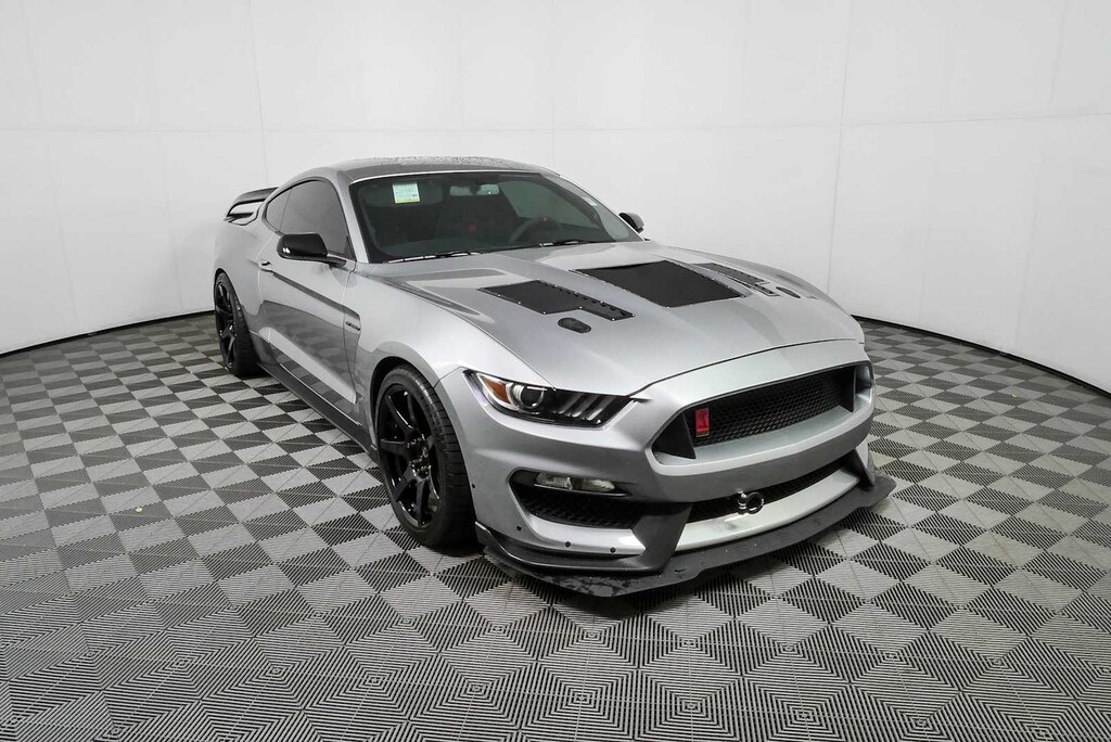 Used 2020 Ford Mustang Shelby GT350R Fastback