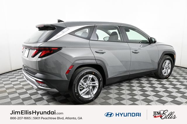 2025 Hyundai Tucson SE photo 3