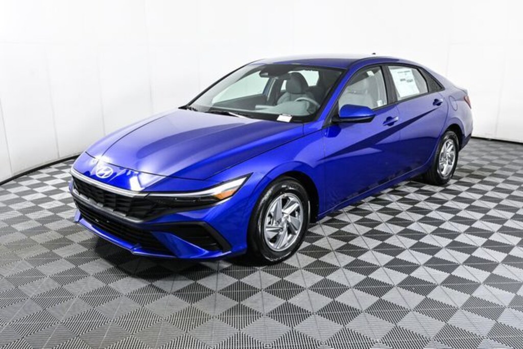 New 2026 Hyundai Elantra SE Sedan