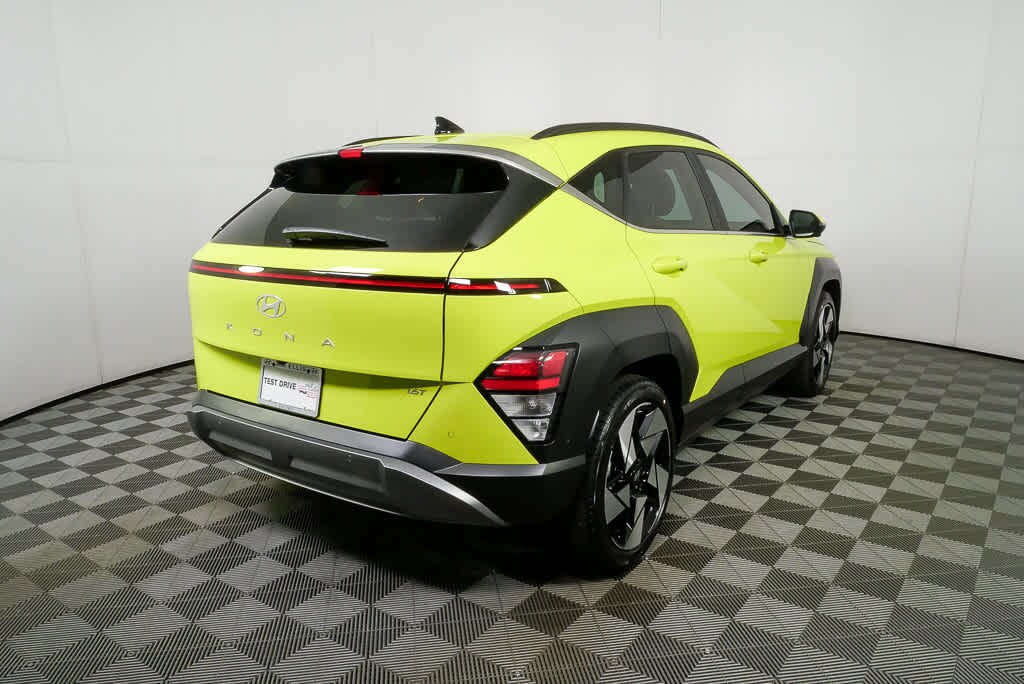 New 2026 Hyundai Kona Limited FWD