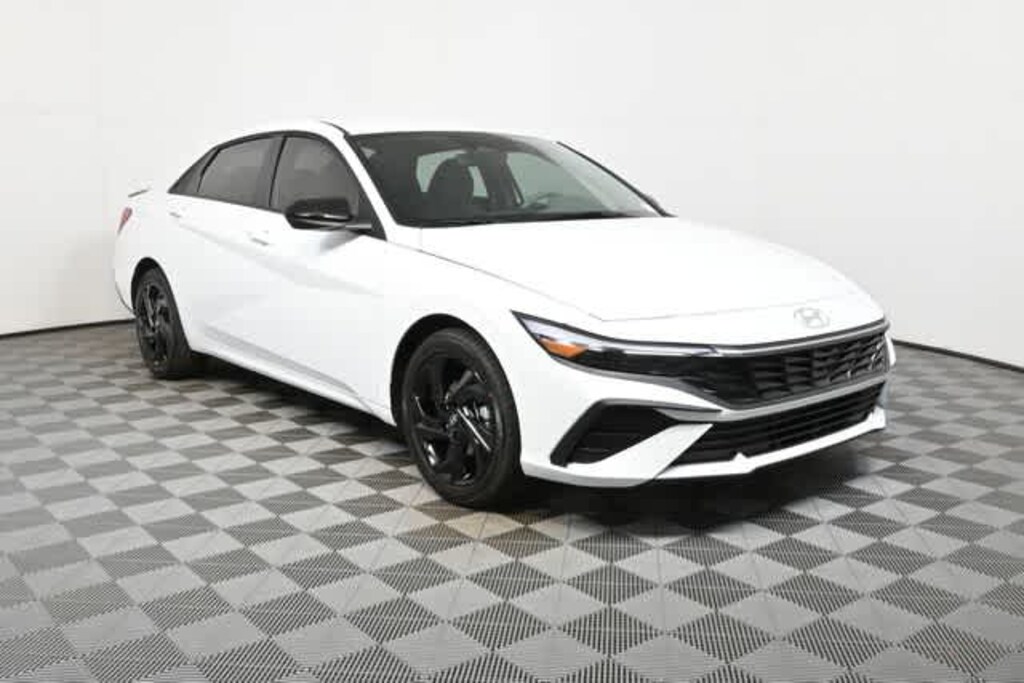 New 2026 Hyundai Elantra SEL Sport IVT
