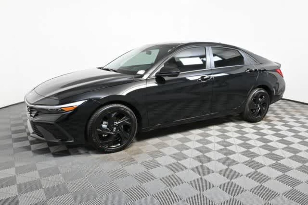 New 2026 Hyundai Elantra SEL Sport IVT