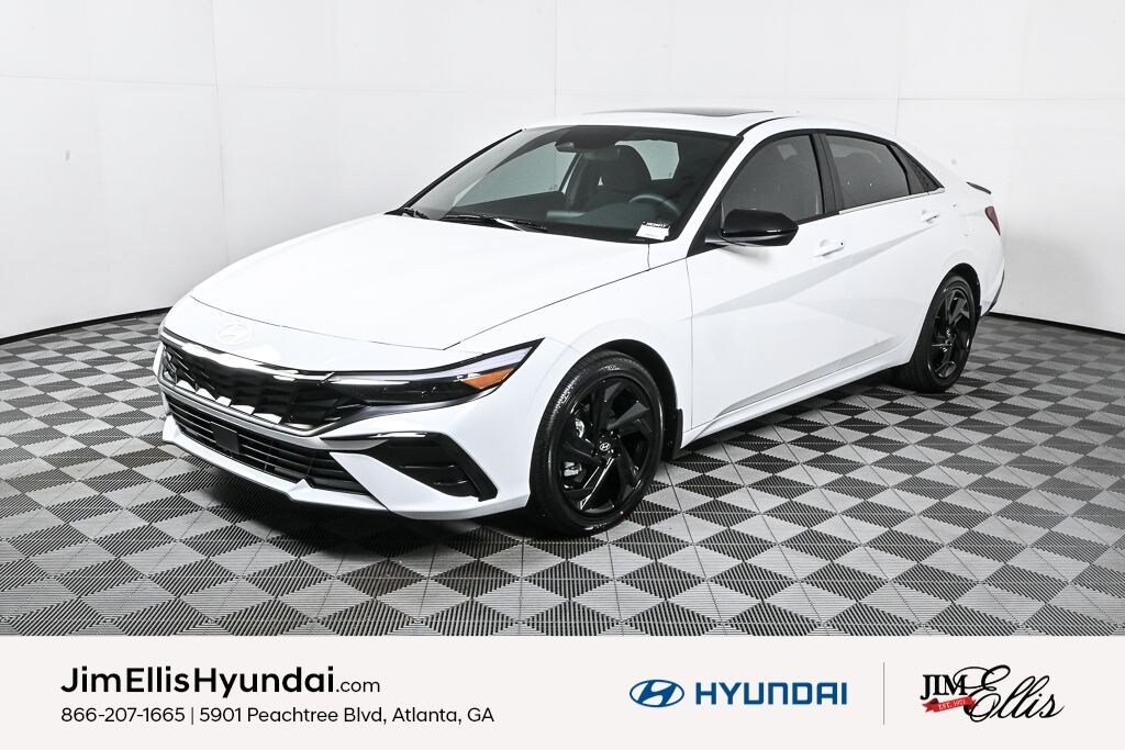 New 2026 Hyundai Elantra SEL Sedan