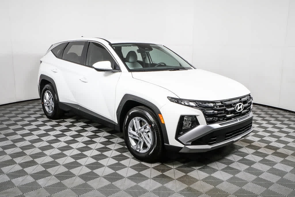 New 2026 Hyundai Tucson SE SUV