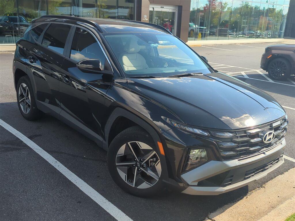  Hyundai Tucson Hybrid
