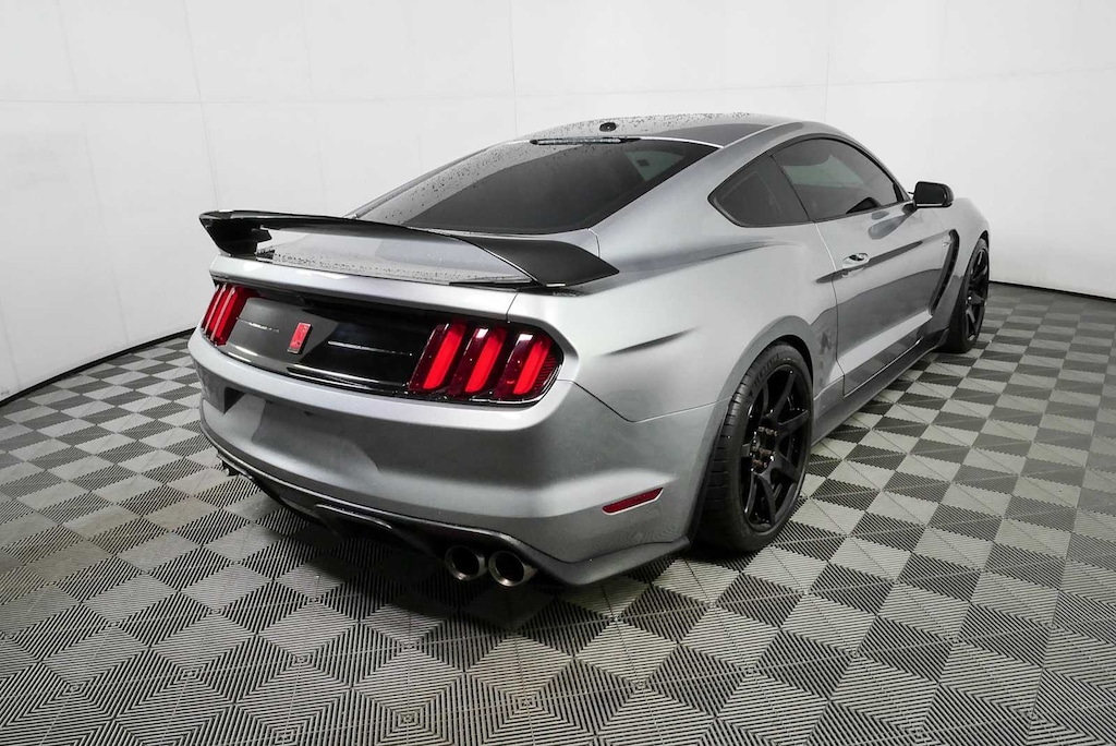Used 2020 Ford Mustang Shelby GT350R Fastback