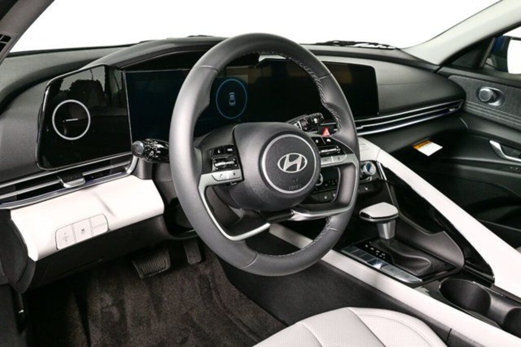 New 2026 Hyundai Elantra Limited Sedan