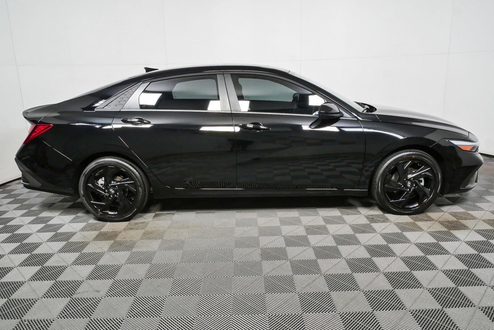 New 2026 Hyundai Elantra SEL Sport Plus Sedan