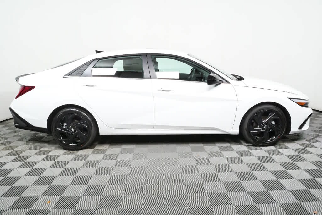 New 2026 Hyundai Elantra SEL Sport Premium Sedan