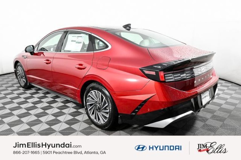 Certified 2025 Hyundai Sonata Hybrid Limited Sedan