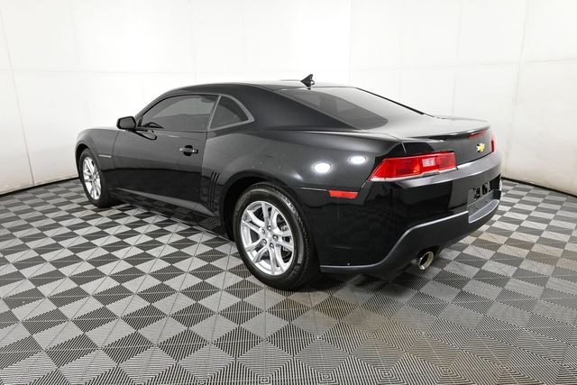 2015 Chevrolet Camaro photo 3