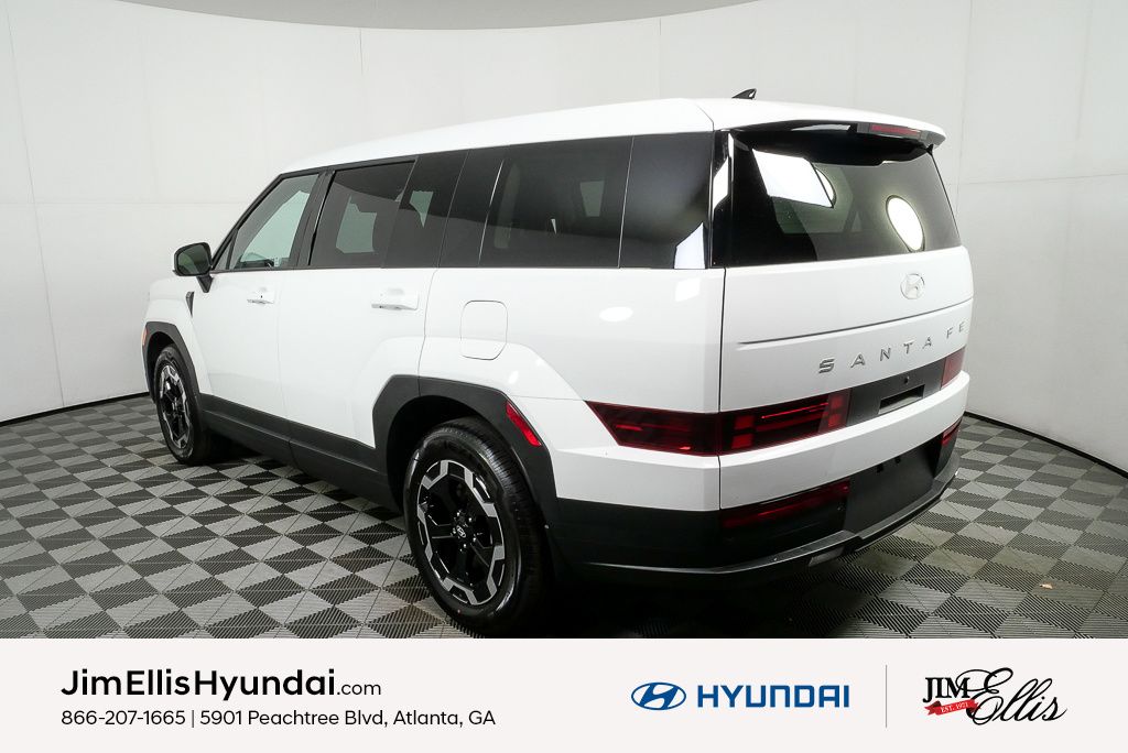 2026 Hyundai Santa Fe SE photo 3