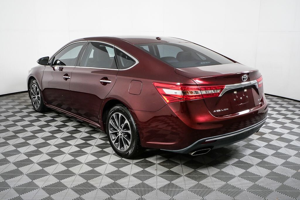 Used 2017 Toyota Avalon XLE Sedan