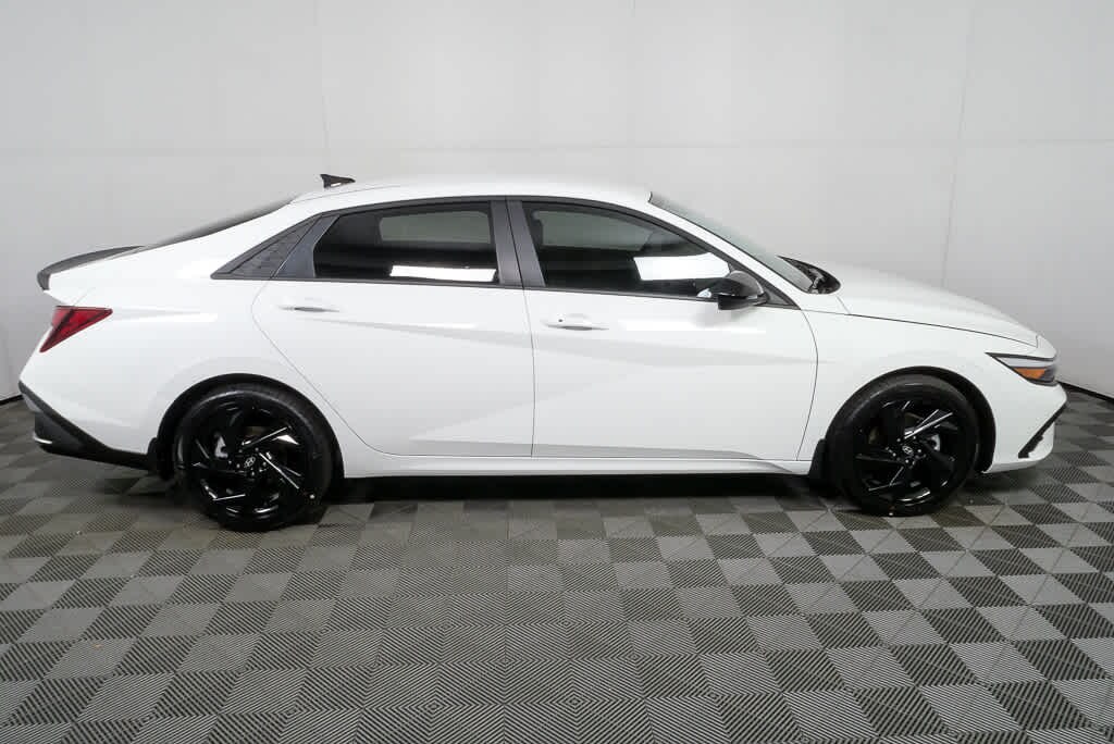 New 2026 Hyundai Elantra SEL Sport Sedan