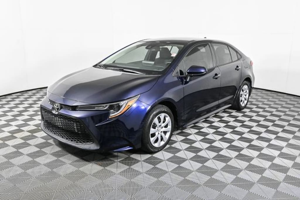 Used 2022 Toyota Corolla LE Sedan