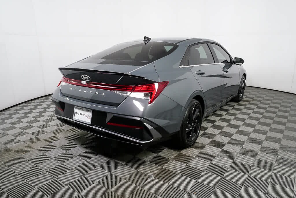 New 2026 Hyundai Elantra SEL Sport Premium Sedan