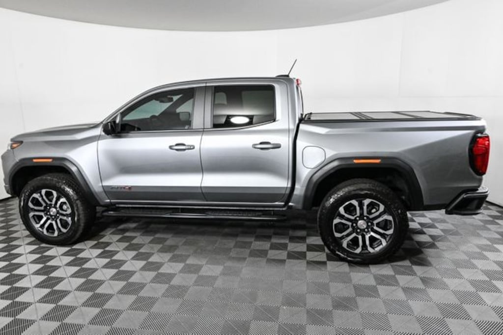 Used 2024 GMC Canyon AT4 Truck