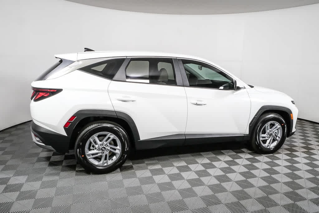 New 2026 Hyundai Tucson SE SUV