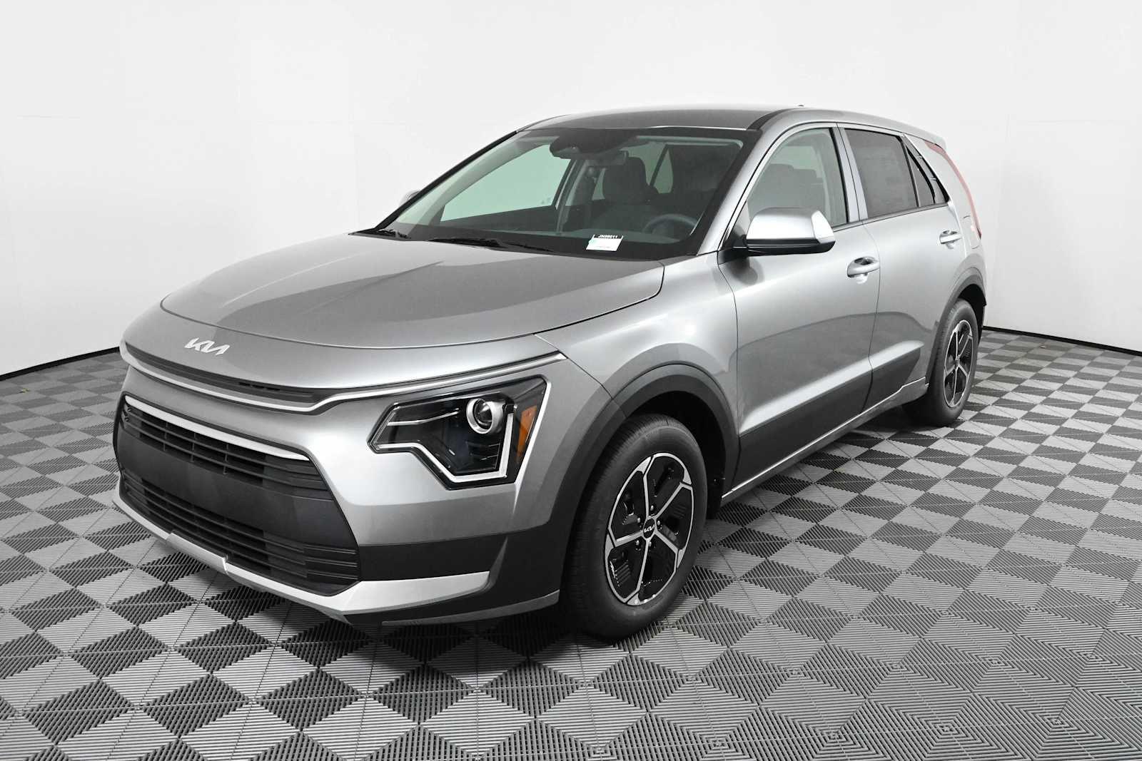 New 2026 Kia Niro LX SUV