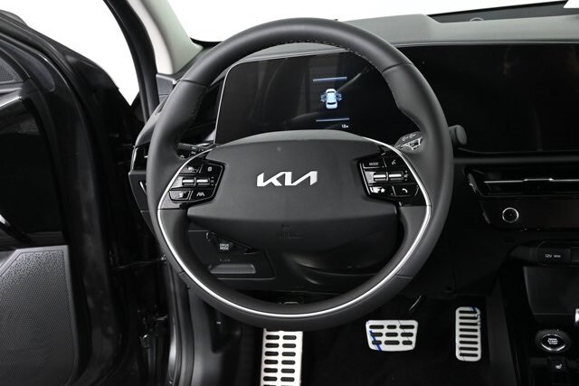 2025 Kia Niro EX Touring photo 3